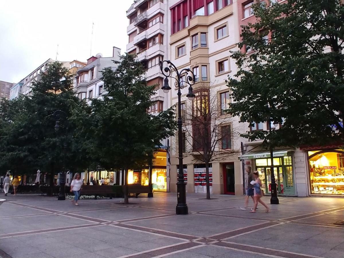 Hogar, A Modo De Hotel Gijón Kültér fotó